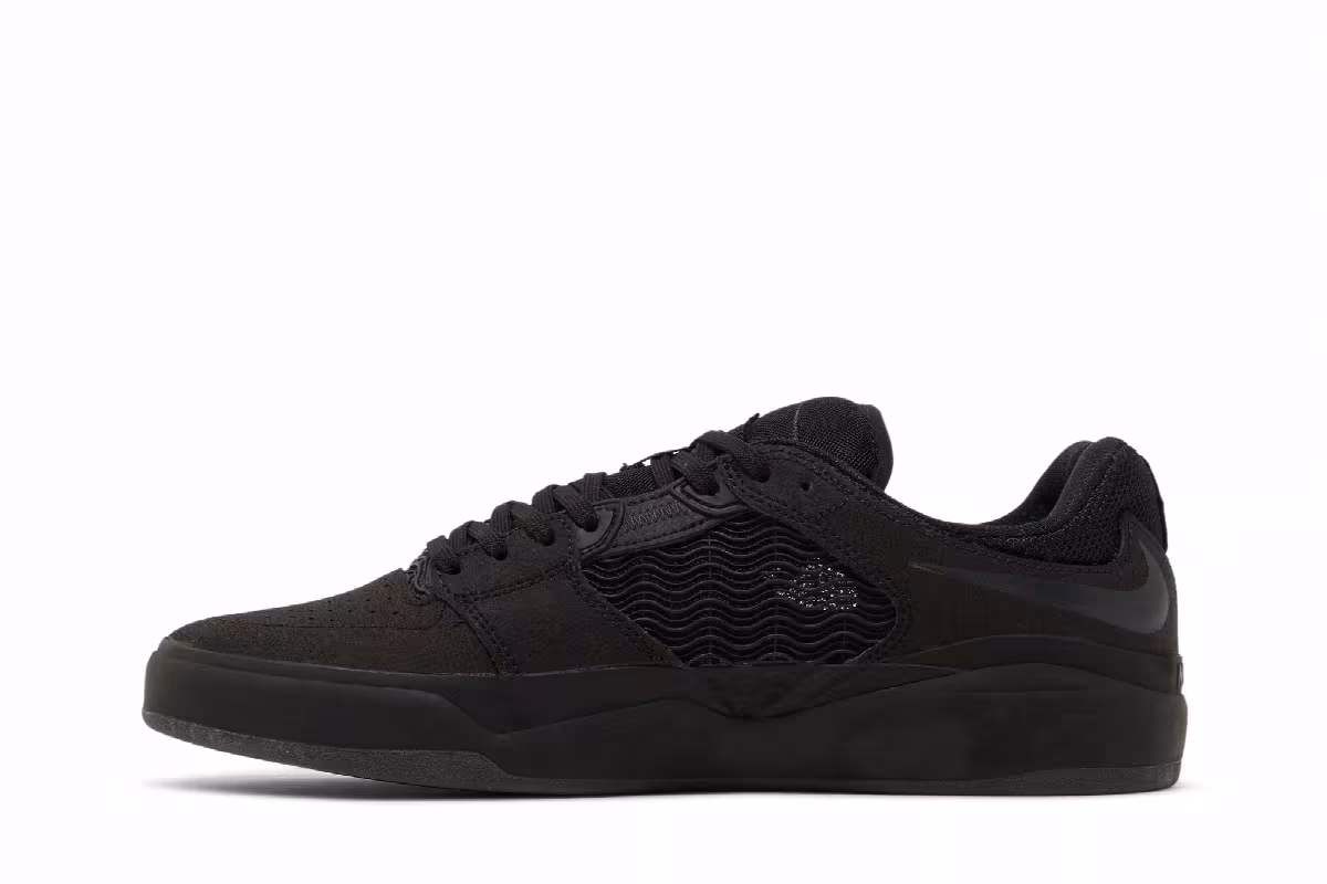 Nike Ishod Wair Premium SB Triple Black, view 4