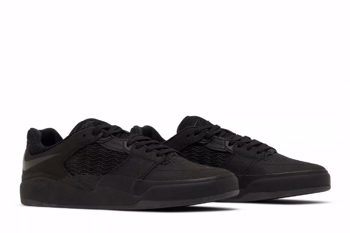 Nike Ishod Wair Premium SB Triple Black, view 9