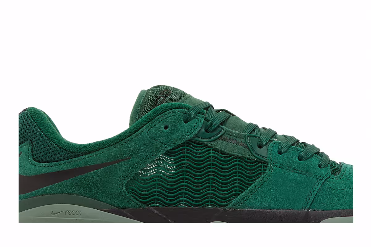 Nike Ishod Wair SB Gorge Green, view 3