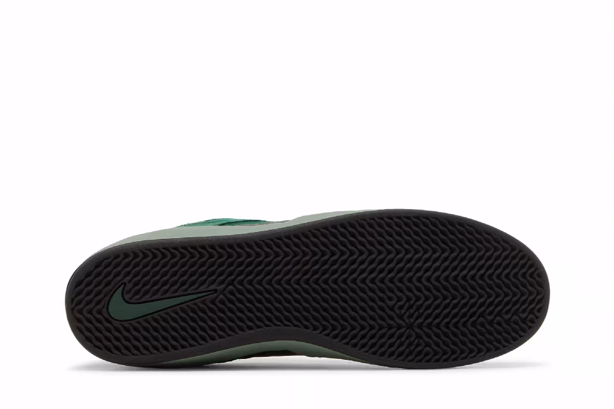 Nike Ishod Wair SB Gorge Green, view 5
