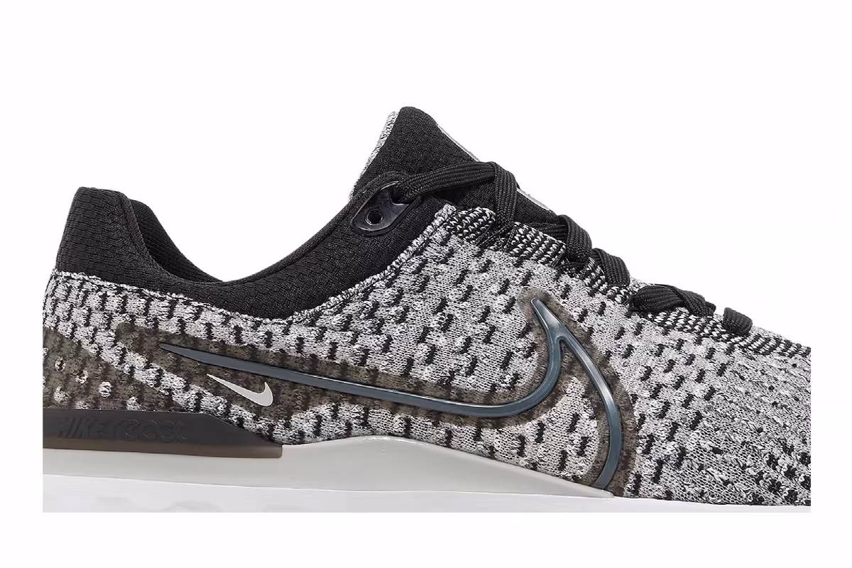 Nike React Infinity Run Flyknit 3 Black Grey Fog, view 3