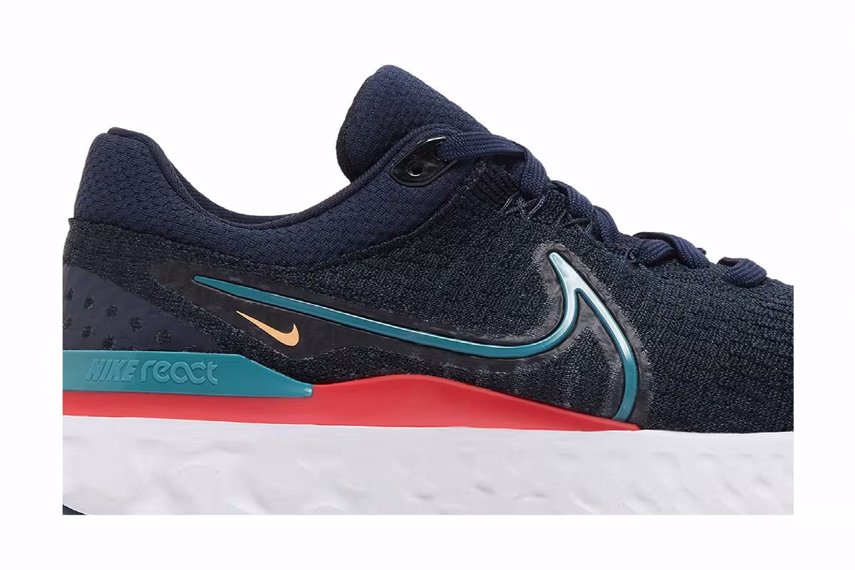 Nike React Infinity Run Flyknit 3 Obsidian Bright Spruce, view 3