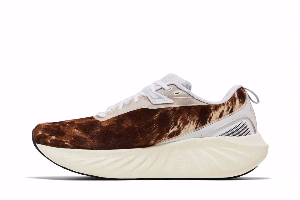 Women's Nordstrom x Saucony Triumph 22 Brindle, view 4