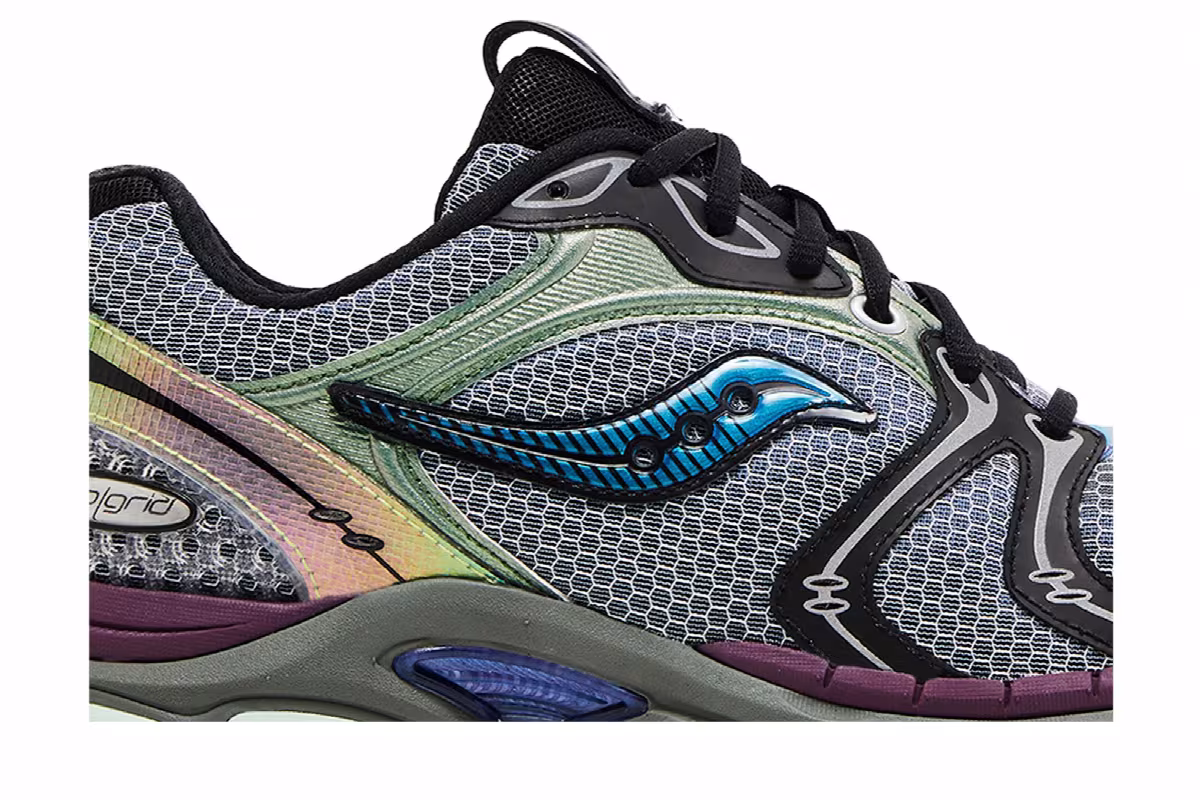 Saucony ProGrid Triumph 4 Winter Solstice Pack, view 3