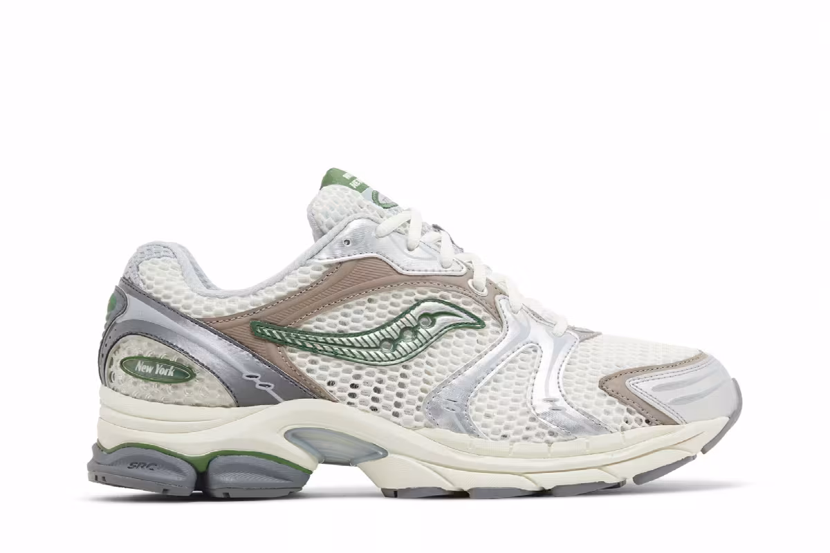 Minted New York x Saucony ProGrid Triumph 4 Cream Green, view 2