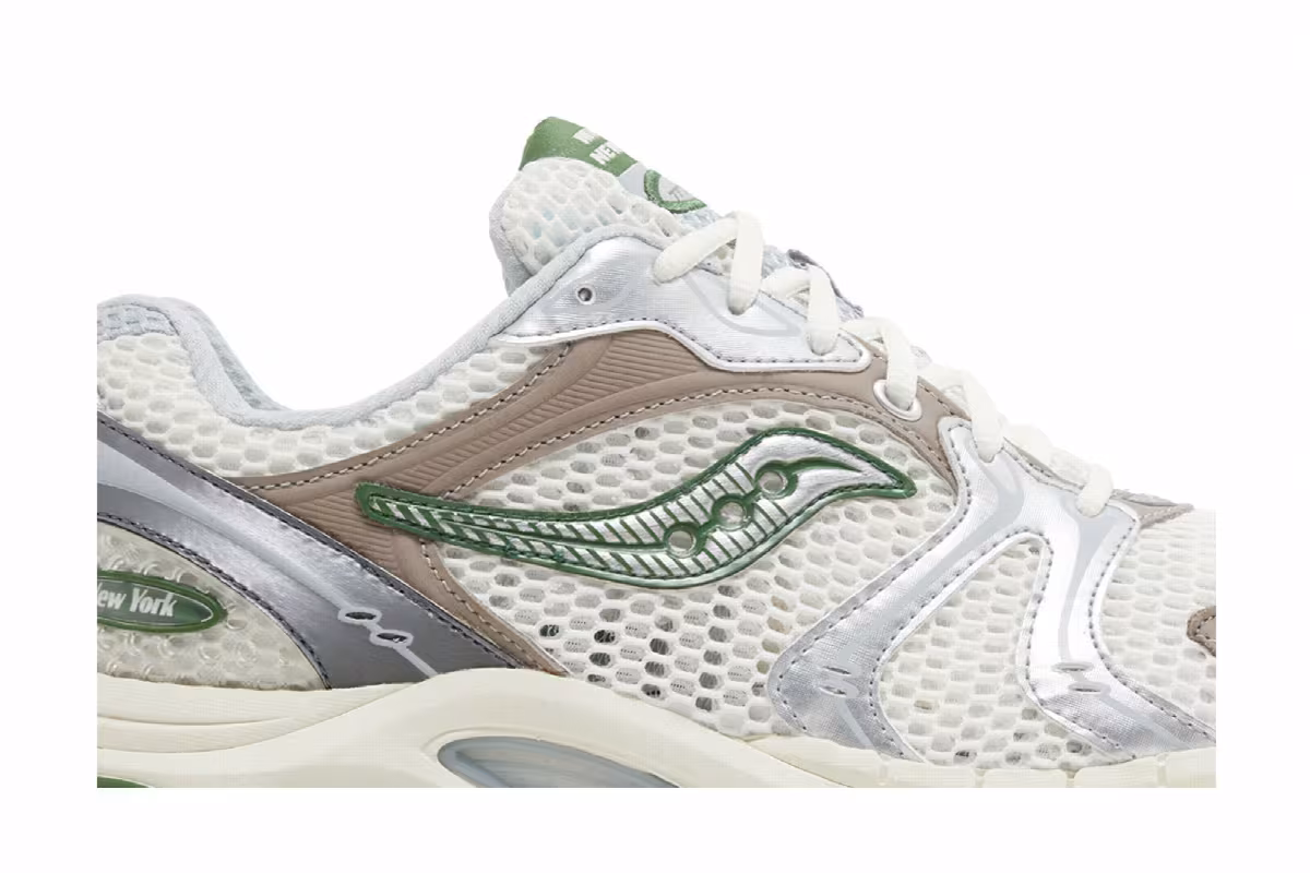 Minted New York x Saucony ProGrid Triumph 4 Cream Green, view 3