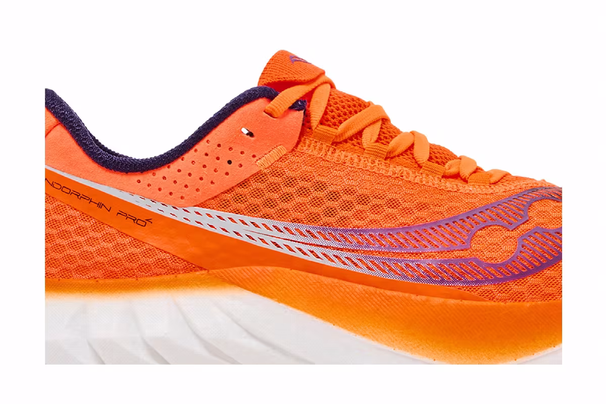 Saucony Endorphin Pro 4 ViZiOrange, view 3