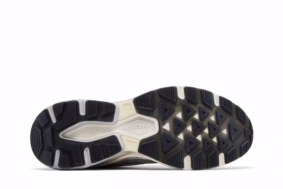 COSTS x Saucony Kinvara 4 RE Interstellar Grey, view 5