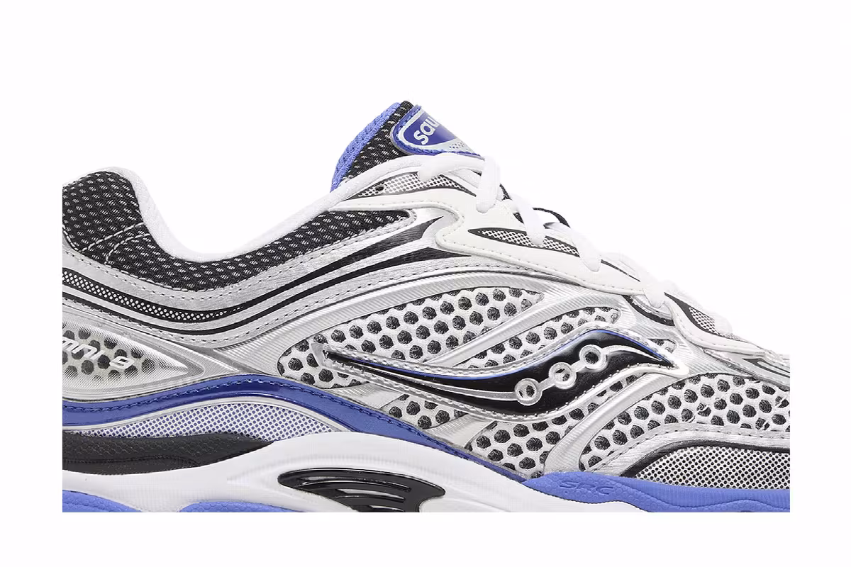 Saucony Progrid Omni 9 OG White Silver Blue, view 3