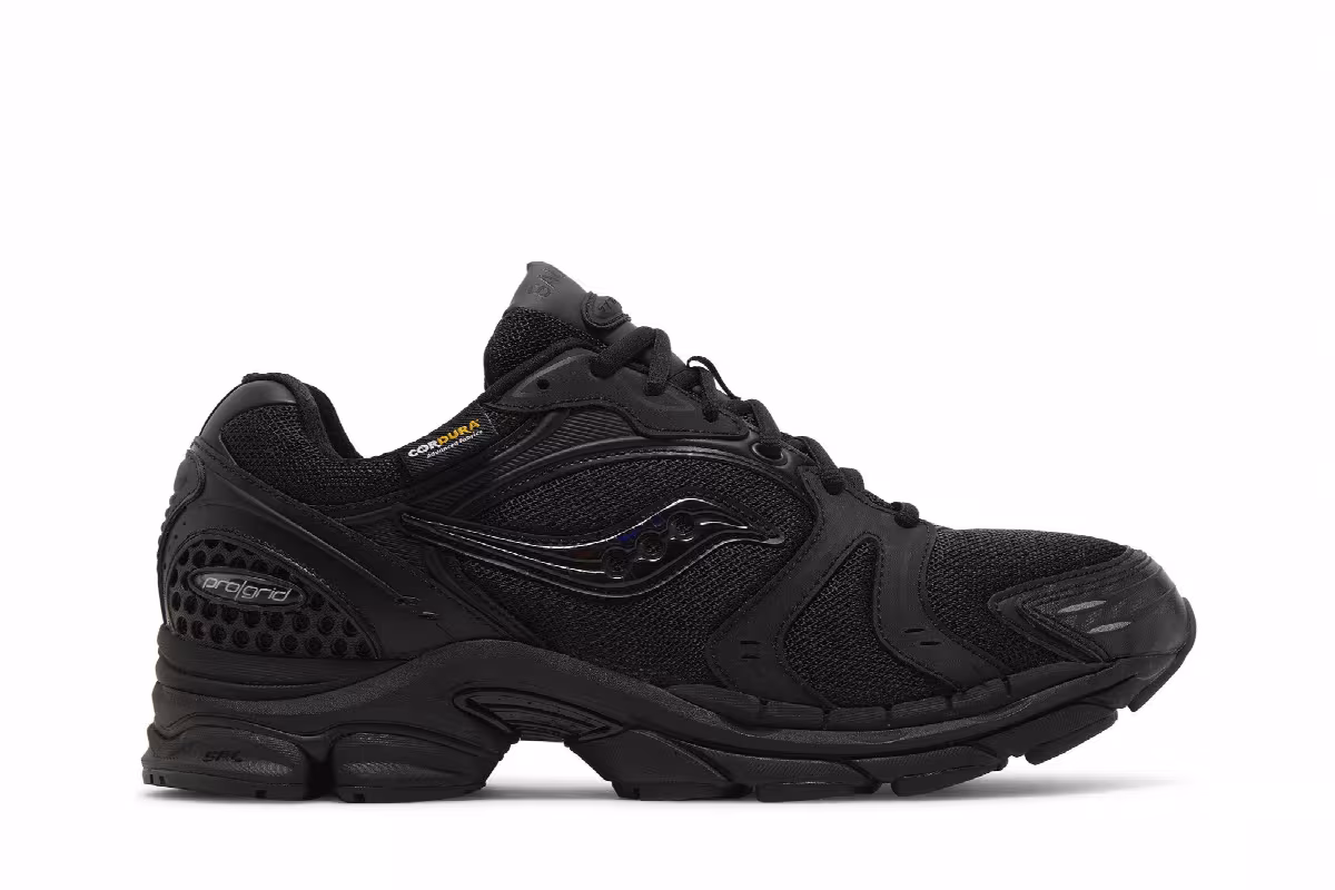 Saucony ProGrid Triumph 4 Gorpcore - Black, view 2