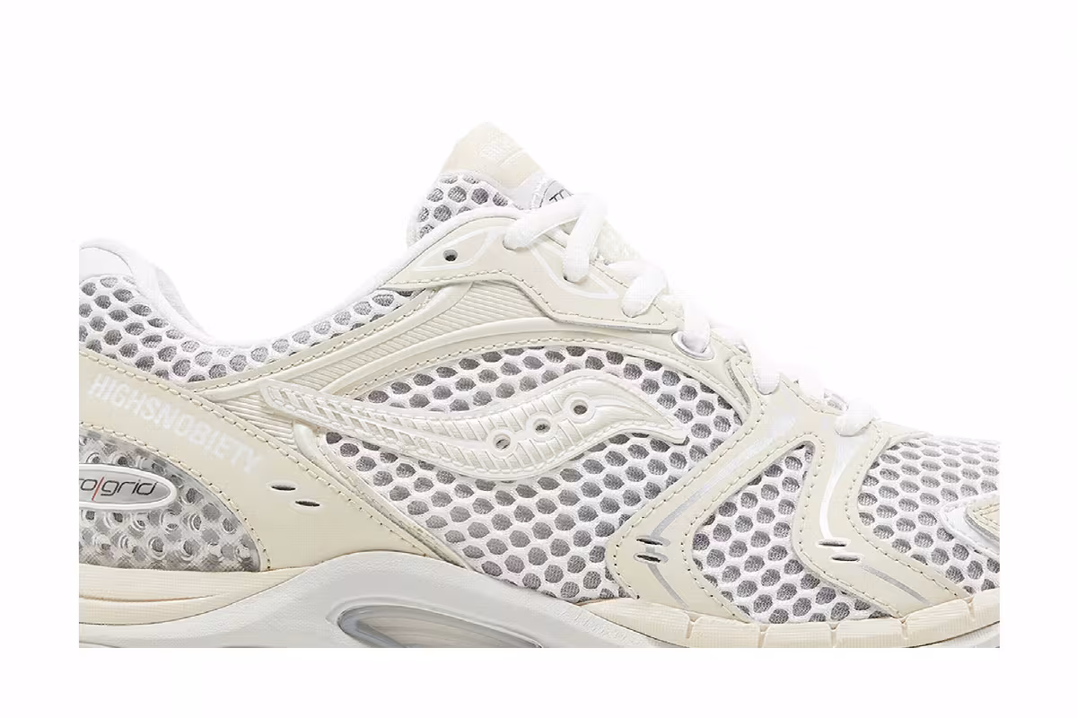 Highsnobiety x Saucony ProGrid Triumph 4 Cream, view 3