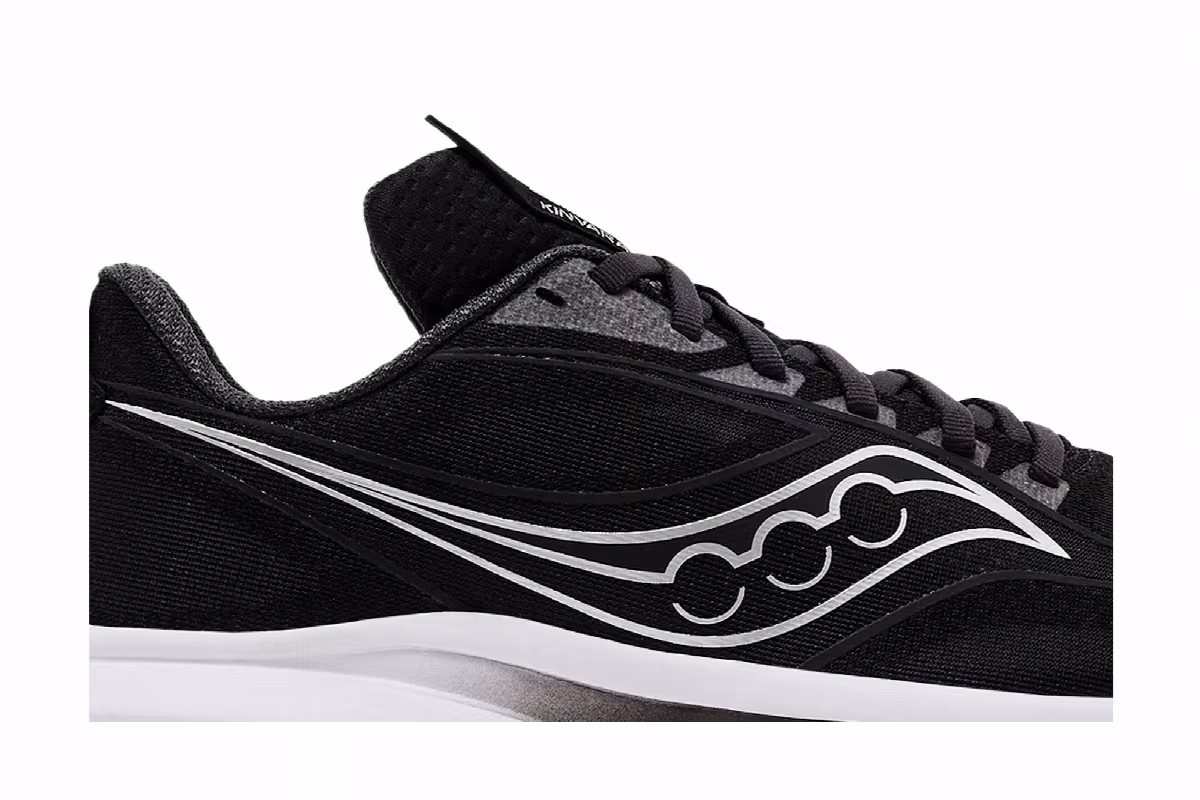 Saucony Kinvara 13 Black Silver, view 3