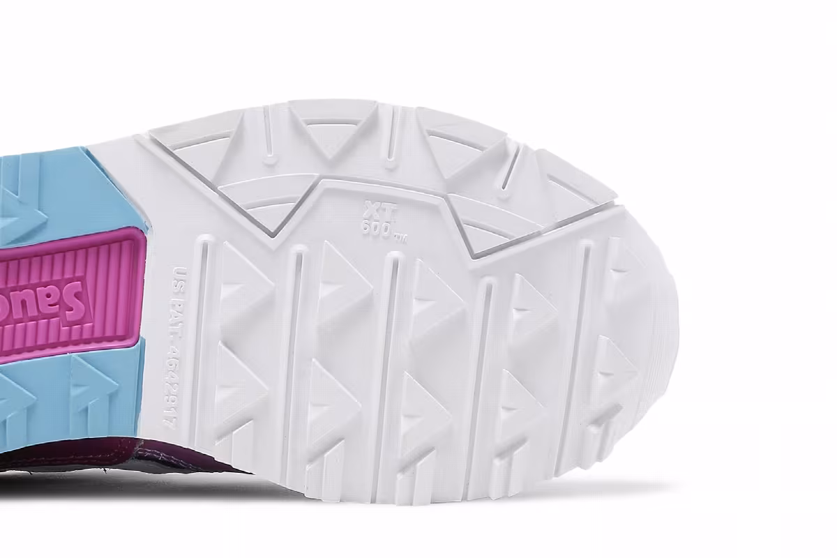 Acribik x Saucony Azura Tech Noir, view 6
