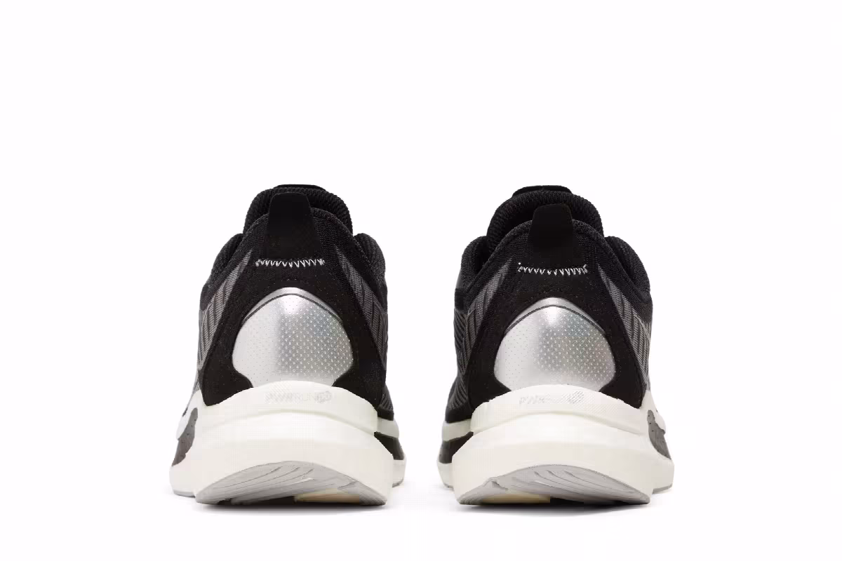 Saucony Endorphin Speed 2 Black Shadow, view 7