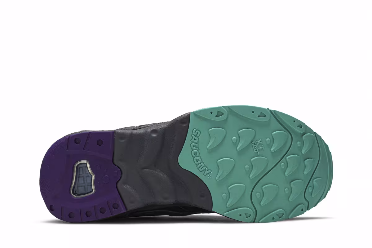 Raised By Wolves x Saucony AYA Asphalt Jungle, view 5