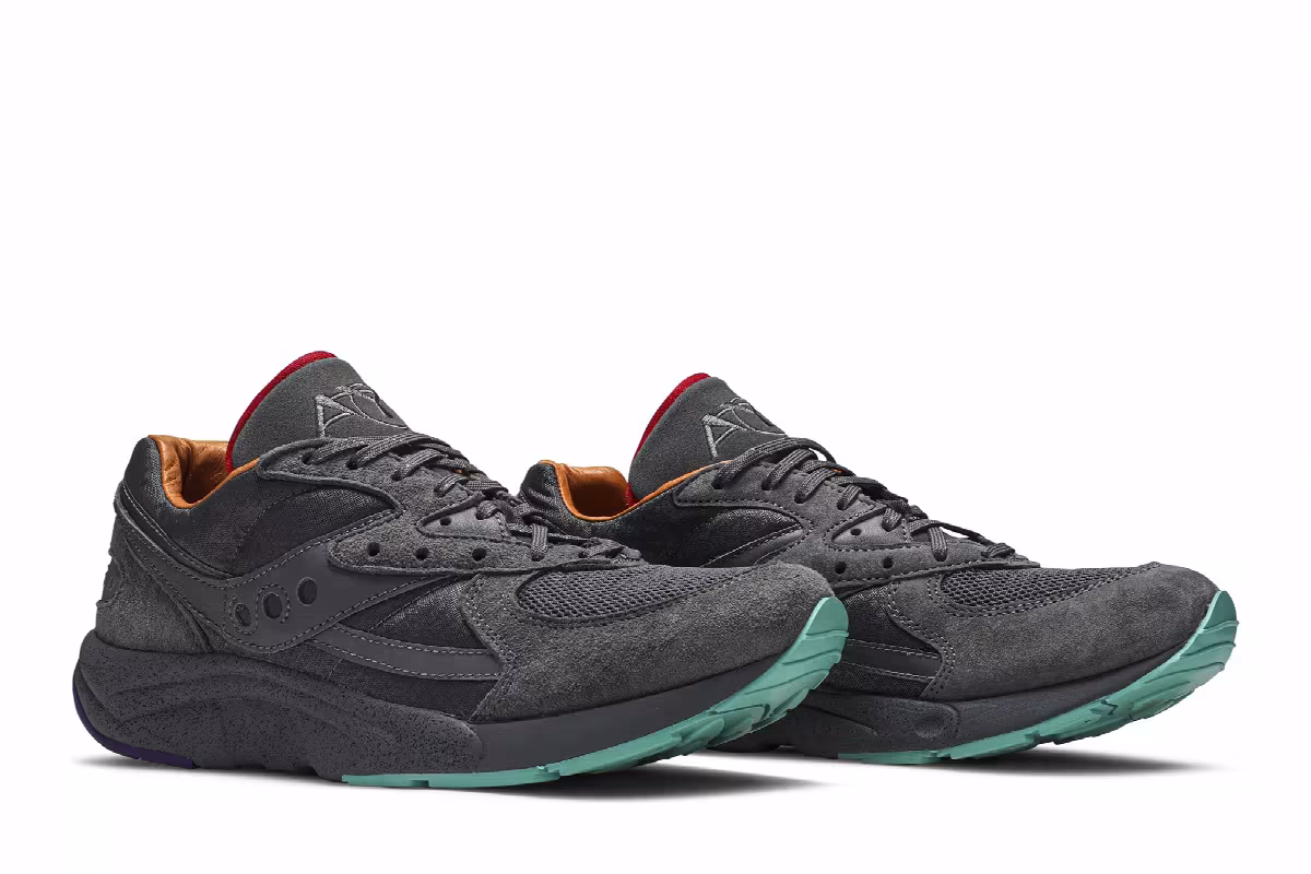 Raised By Wolves x Saucony AYA Asphalt Jungle, view 9