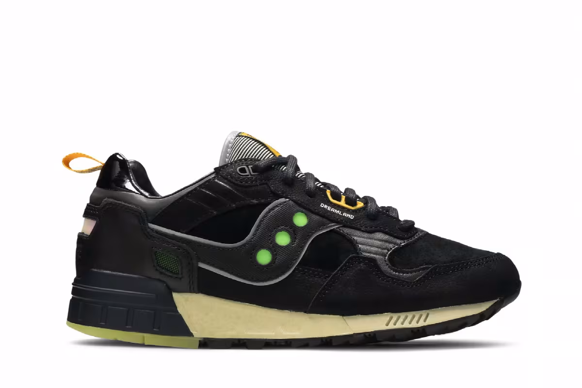 Feature x Saucony Shadow 5000 Dreamland, view 2