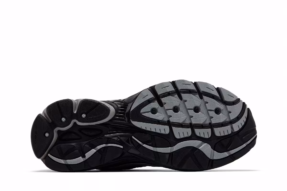 Saucony OG ProGrid Omni 9 Black Silver, view 5