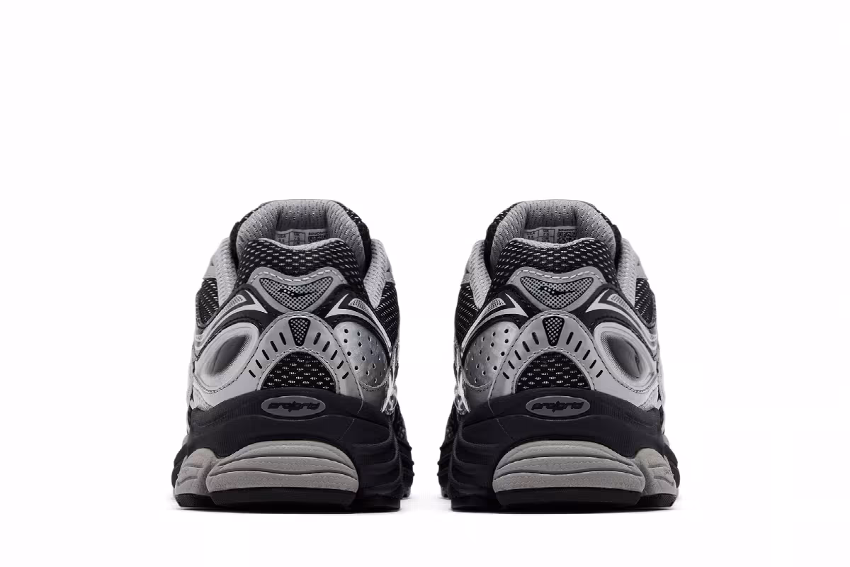 Saucony OG ProGrid Omni 9 Black Silver, view 7
