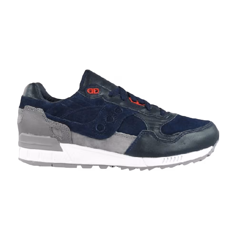 Distinct Life x BAU x Saucony Shadow 5000 NOVEM