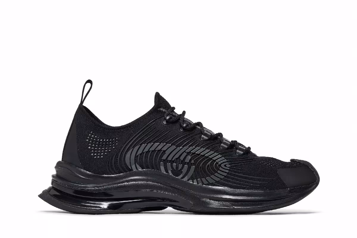 Gucci Run Sneaker Black, view 2