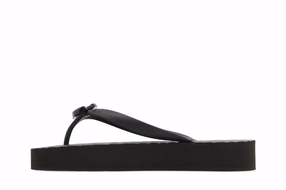 Gucci Women's Chevron Thong Sandal Black, view 4