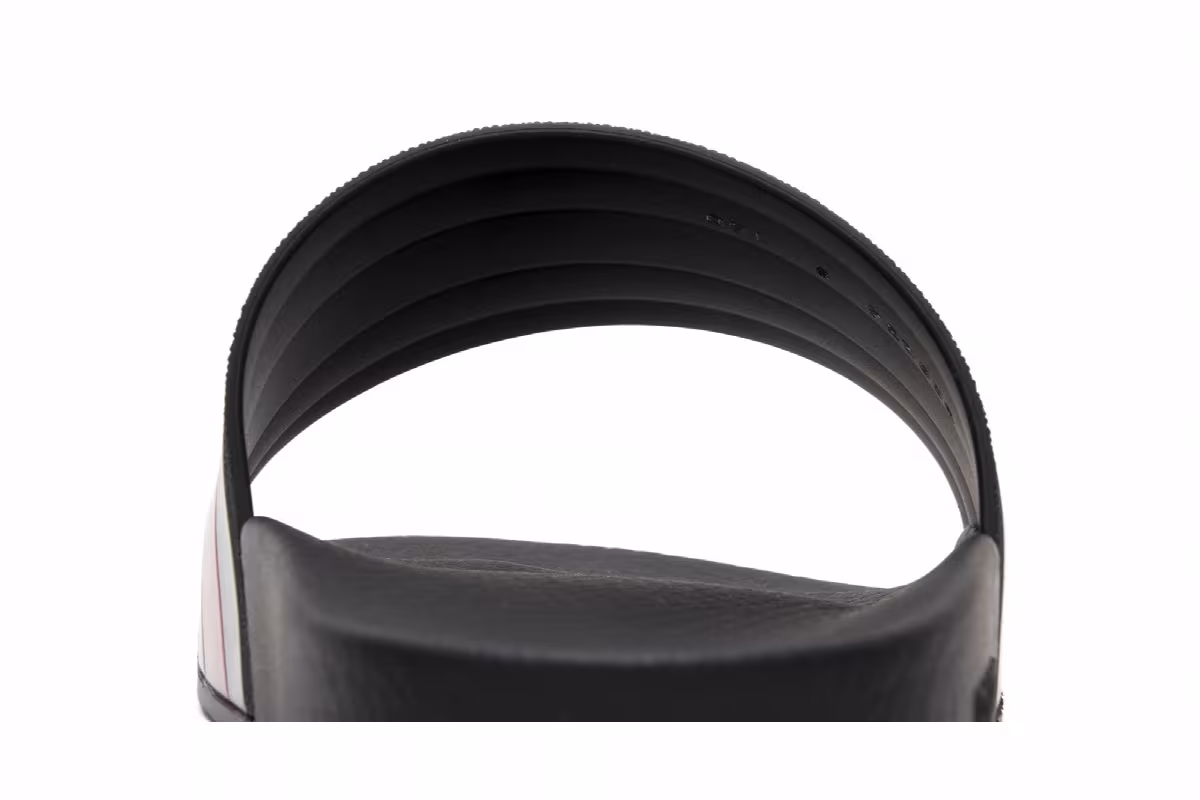 Gucci Pursuit Black, view 8