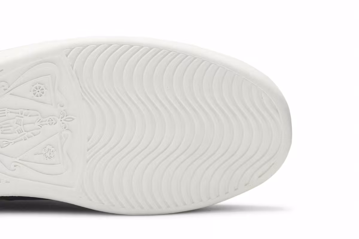 Gucci Women's Ace GG Supreme Bees, view 6