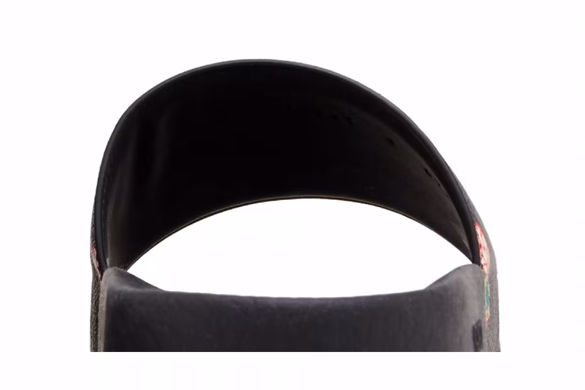 Gucci GG Supreme Slide Bee Print, view 8