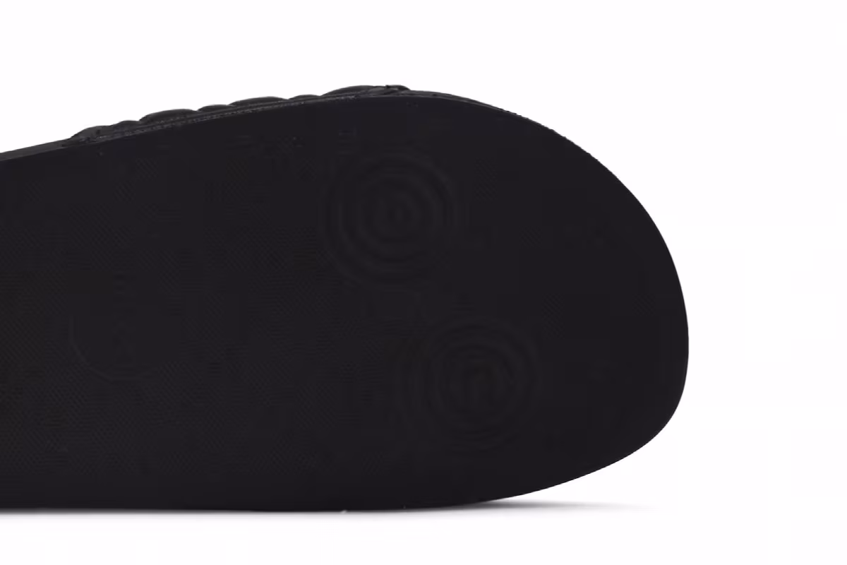 Gucci Women's GG Marmount Slide Black, view 6