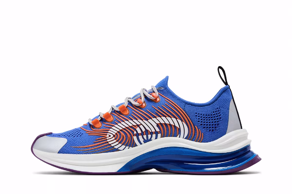 Gucci Run Sneaker Blue, view 4