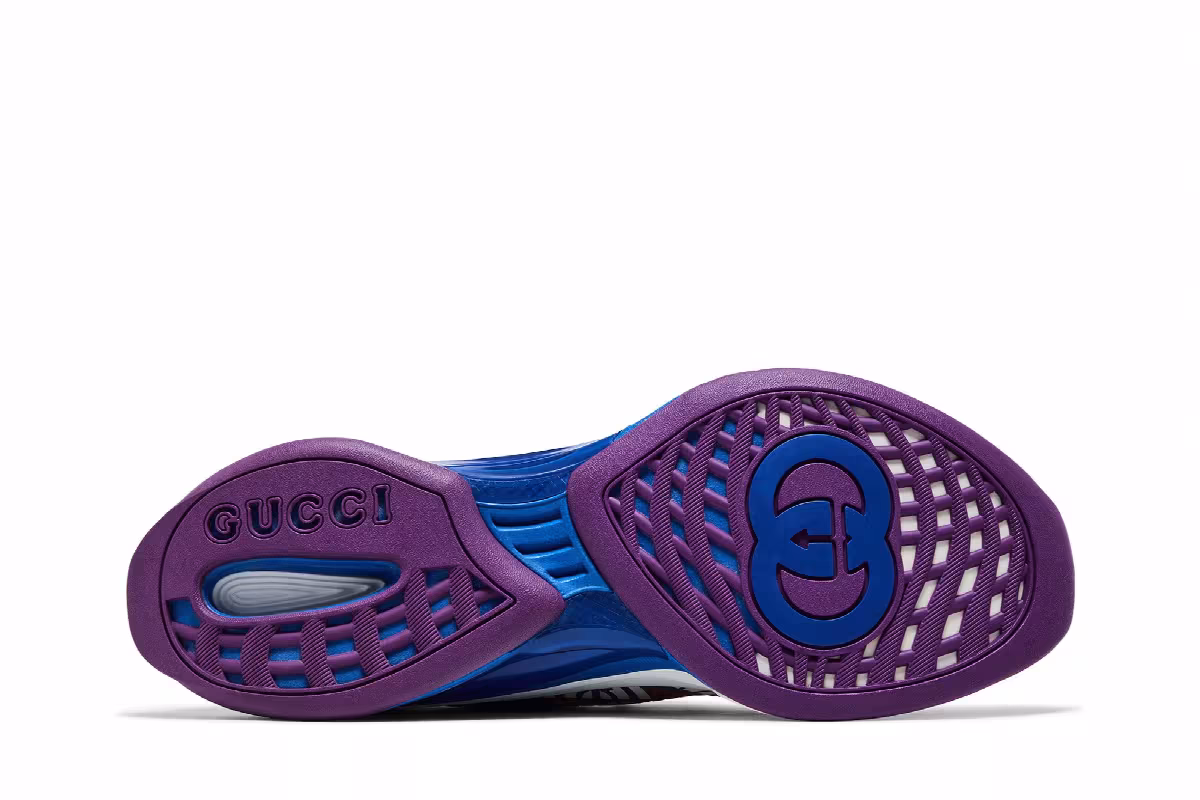 Gucci Run Sneaker Blue, view 5
