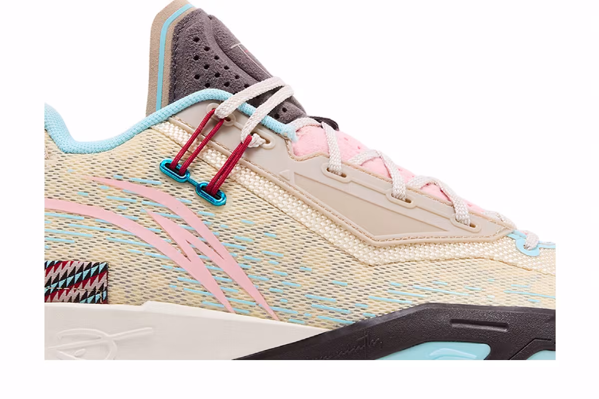 Li-Ning Wade Fission 9 Origin, view 3