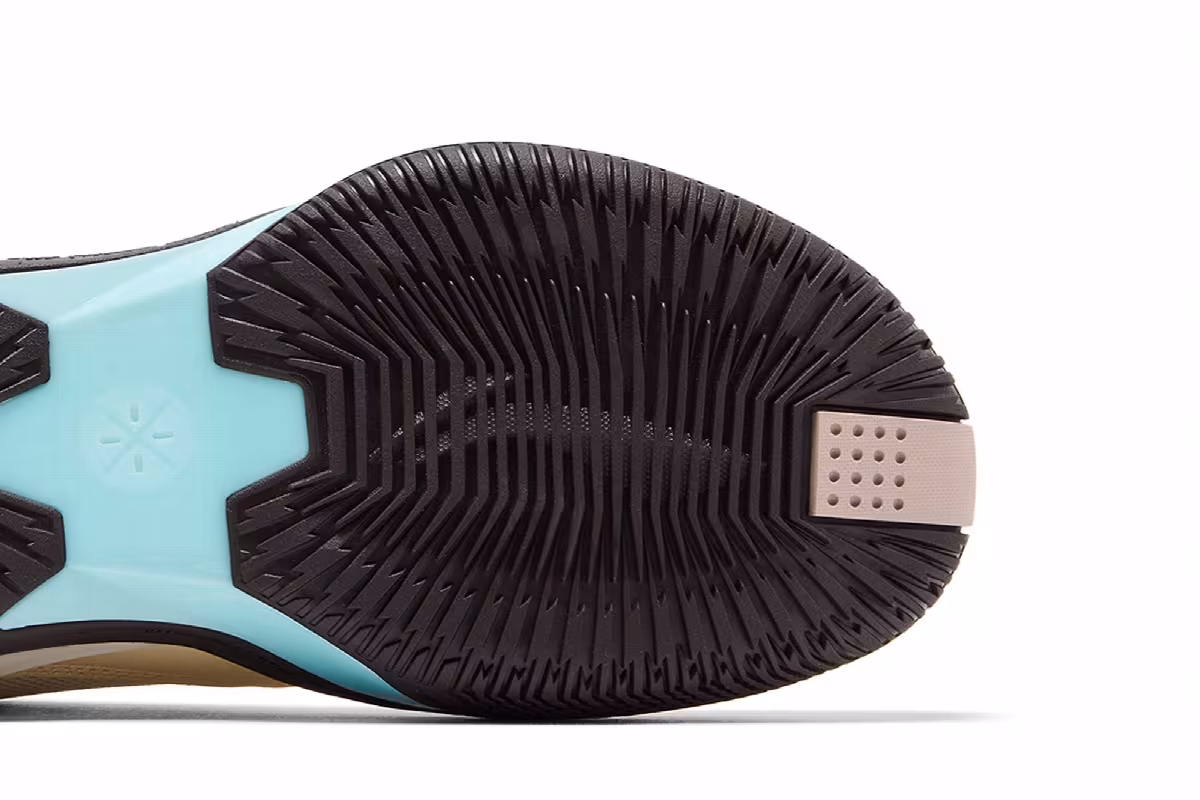 Li-Ning Wade Fission 9 Origin, view 6