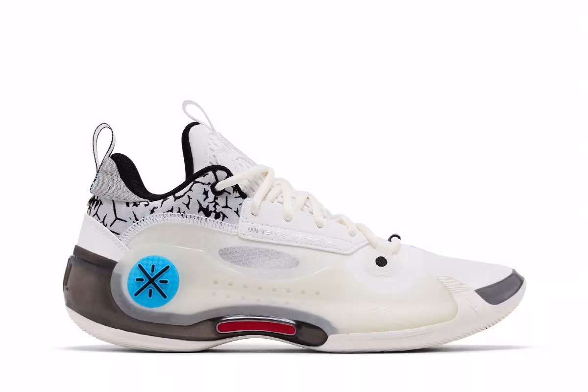 Li-Ning Way of Wade 10 Low Black Flash, view 2