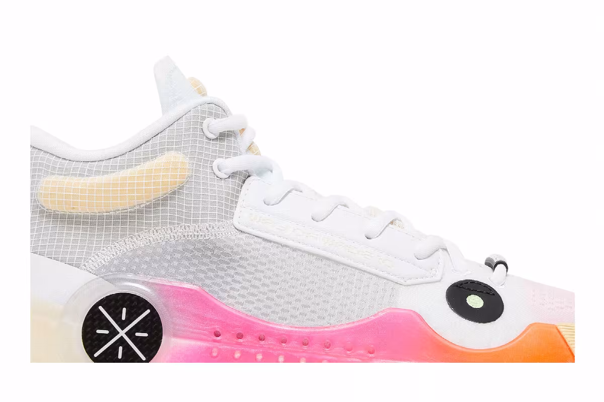 Li-Ning Way of Wade 10 Blossom, view 3