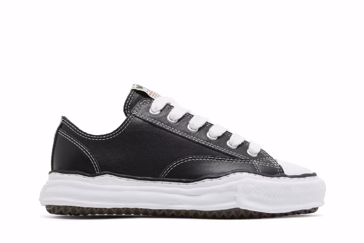 Maison Mihara Yasuhiro Peterson OG Sole Leather Low Black, view 2