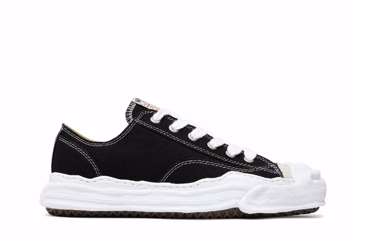 Maison Mihara Yasuhiro Hank OG Sole Canvas Low Black, view 2