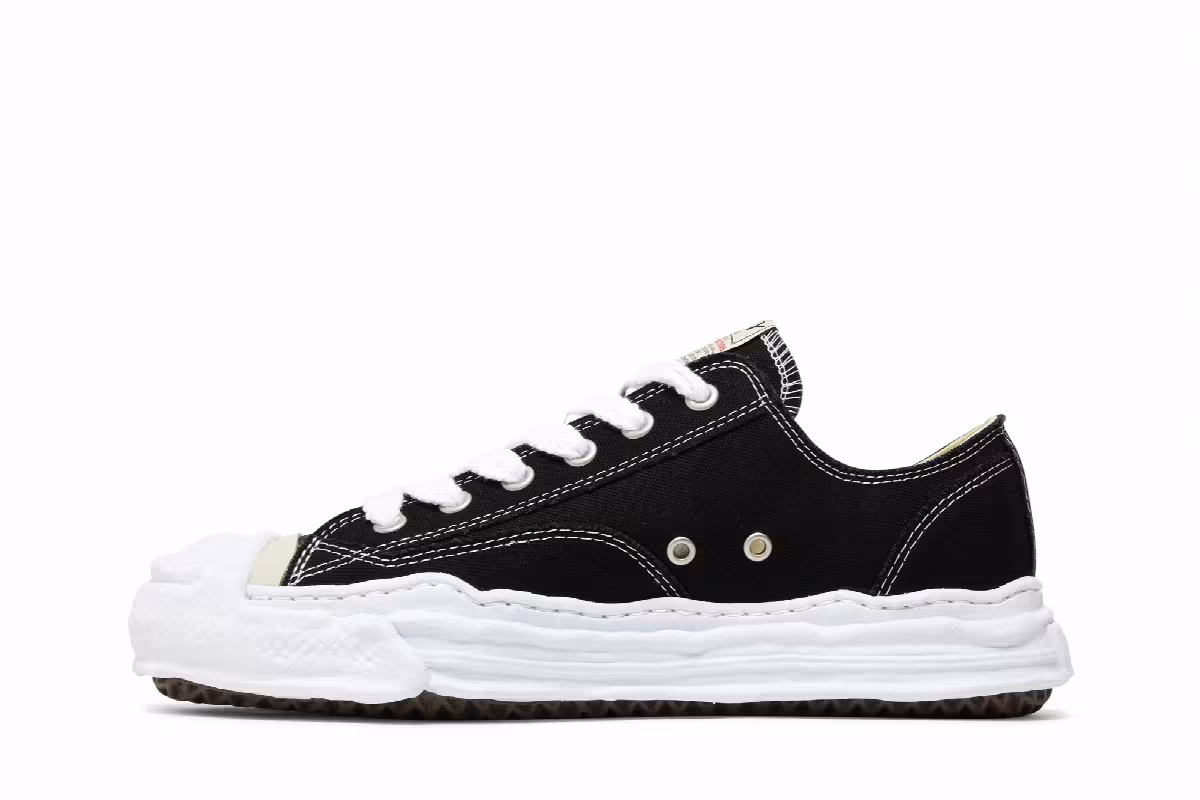 Maison Mihara Yasuhiro Hank OG Sole Canvas Low Black, view 4
