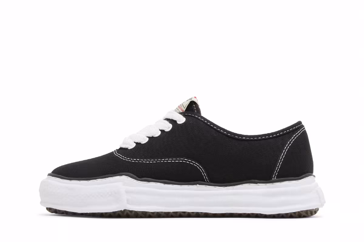 Maison Mihara Yasuhiro Baker OG Sole Canvas Low Black, view 4