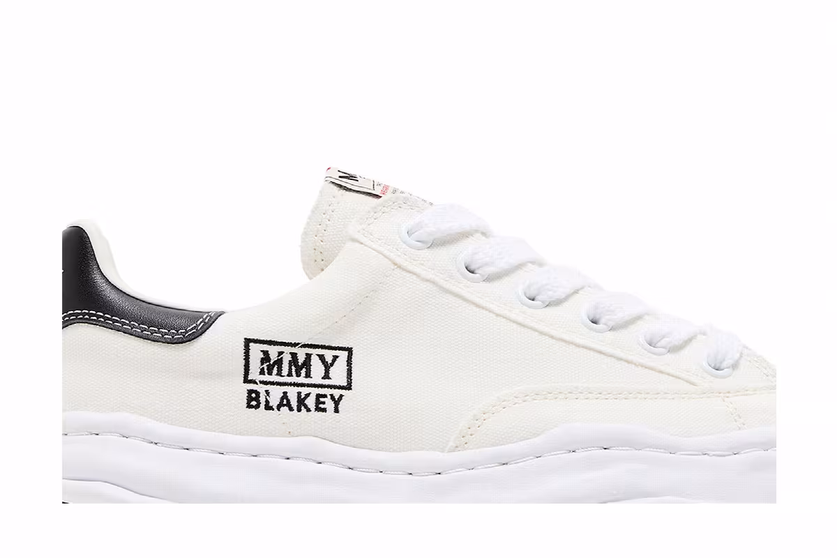 Maison Mihara Yasuhiro Blakey OG Sole Canvas Low White, view 3