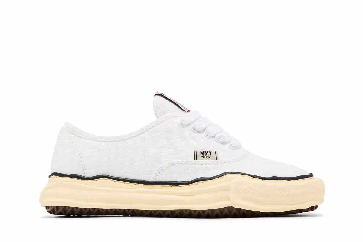 Maison Mihara Yasuhiro Baker OG Sole Vintage Canvas Low White, view 2