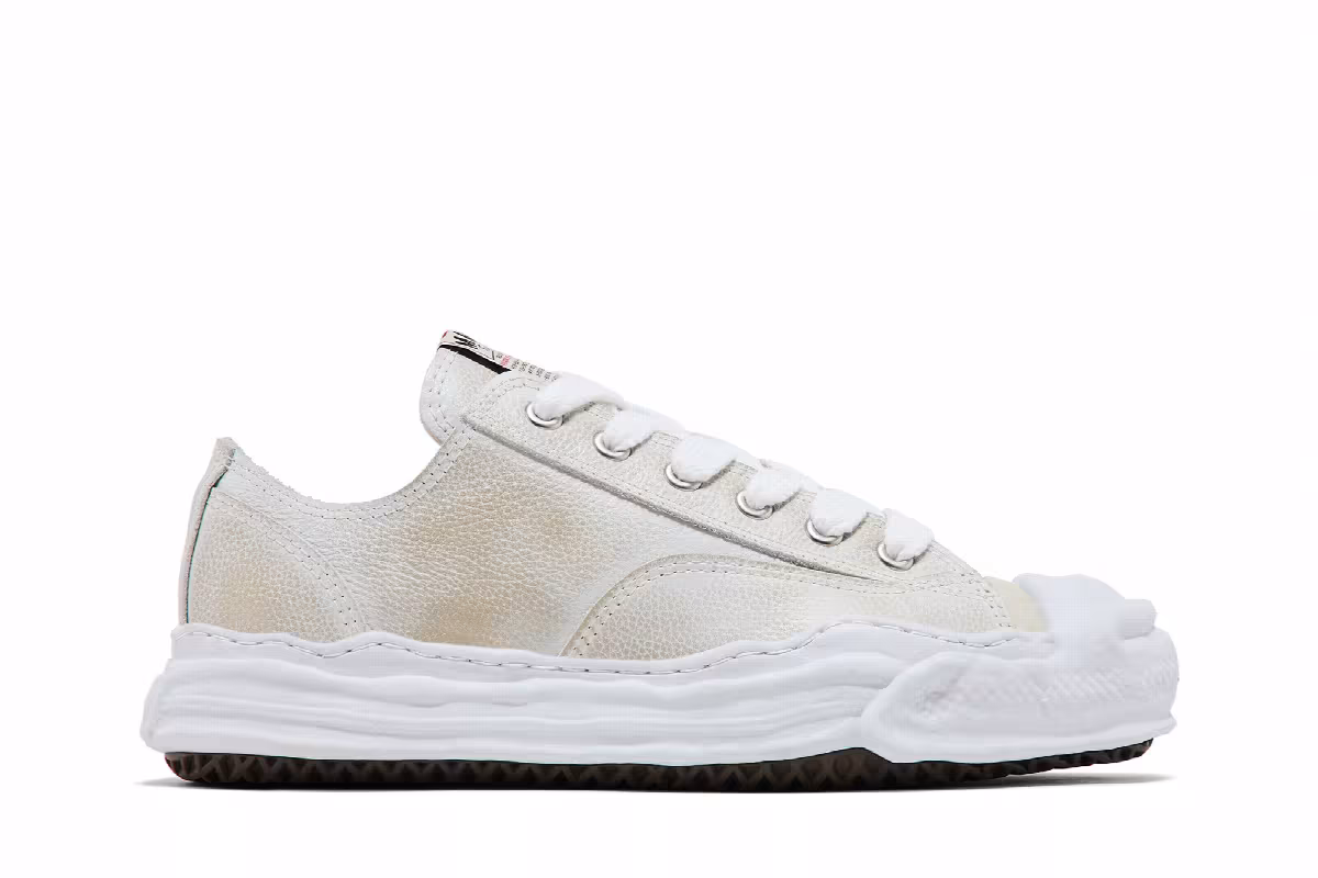 Maison Mihara Yasuhiro Hank OG Sole Brushed Shrink Leather Low White, view 2