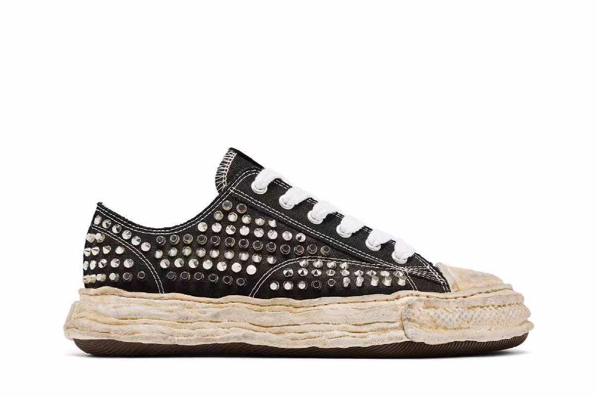 Maison Mihara Yasuhiro Peterson 23 OG Sole Studded Canvas Low Black, view 2