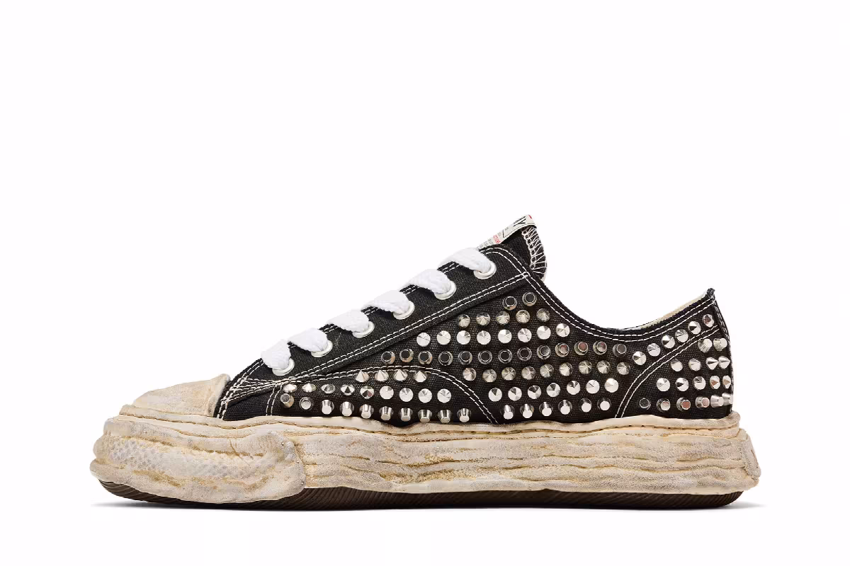 Maison Mihara Yasuhiro Peterson 23 OG Sole Studded Canvas Low Black, view 4