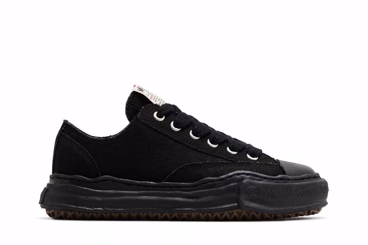 Maison Mihara Yasuhiro Peterson OG Sole Canvas Low Triple Black, view 2