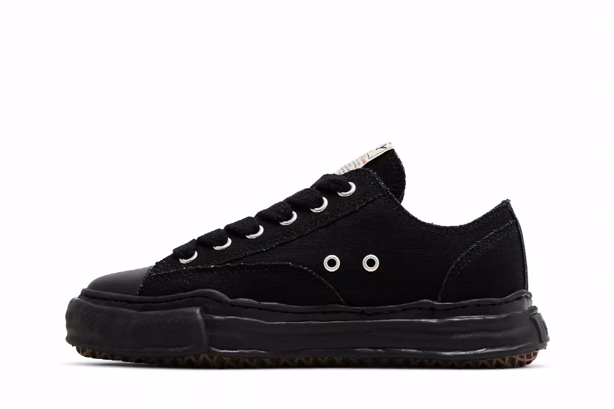 Maison Mihara Yasuhiro Peterson OG Sole Canvas Low Triple Black, view 4