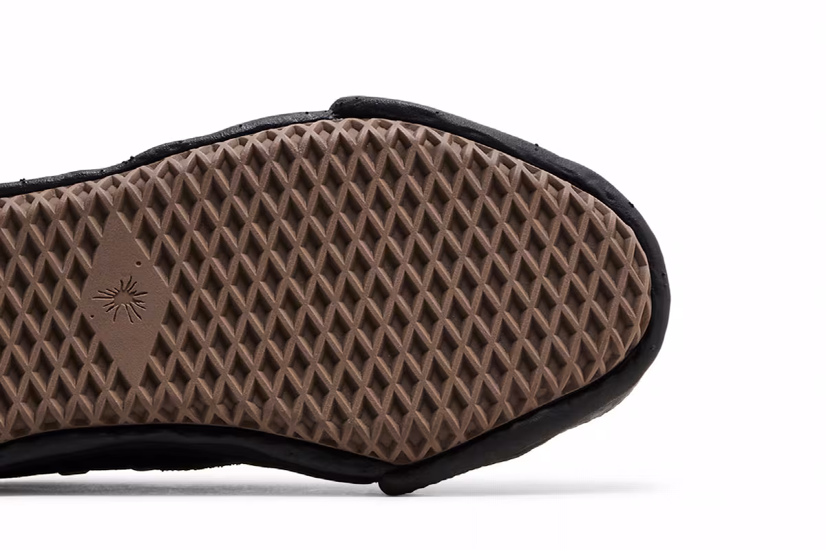 Maison Mihara Yasuhiro Peterson OG Sole Canvas Low Triple Black, view 6