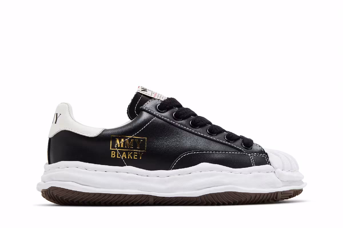 Maison Mihara Yasuhiro Blakey OG Sole Leather Low Black White, view 2