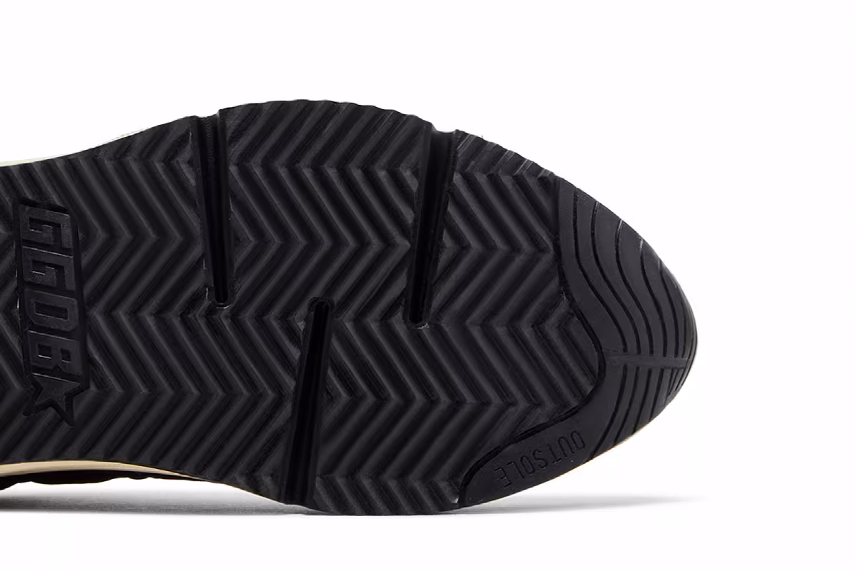 Golden Goose Running Sole Black White, view 6